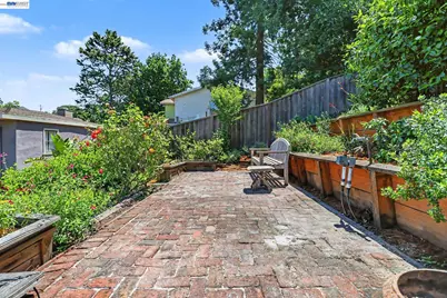 667 Rosal Ave, Oakland, CA 94610 - Photo 34