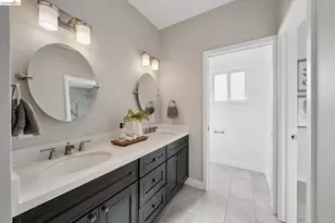969 63rd St, Oakland, CA 94608 - Photo 32