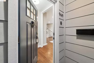 969 63rd St, Oakland, CA 94608 - Photo 64