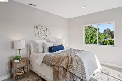 969 63rd St, Oakland, CA 94608 - Photo 36
