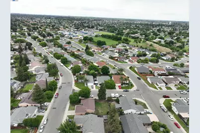 2113 Gleneagle St, Atwater, CA 95301 - Photo 8