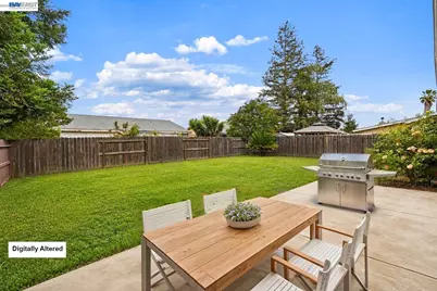 2113 Gleneagle St, Atwater, CA 95301 - Photo 22