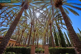 217 Mantle, Irvine, CA 92618 - Photo 4