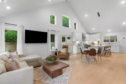 2464 Larkey Lane, Walnut Creek, CA 94597 - Photo 6