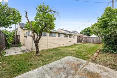 1273 San Pedro St, San Jose, CA 95110 - Photo 54
