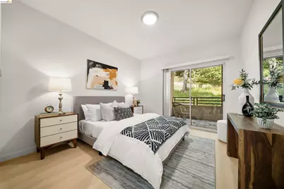 320 Caldecott #116, Oakland, CA 94618 - Photo 12