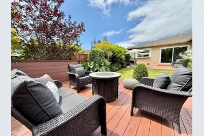 17880 Apricot Way, Castro Valley, CA 94546 - Photo 64