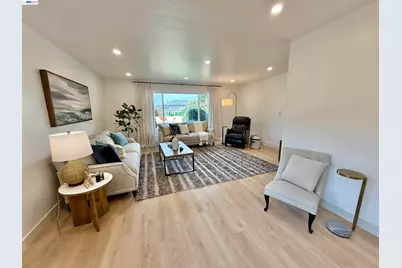 17880 Apricot Way, Castro Valley, CA 94546 - Photo 16