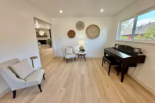 17880 Apricot Way, Castro Valley, CA 94546 - Photo 14