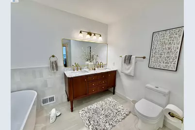 17880 Apricot Way, Castro Valley, CA 94546 - Photo 40
