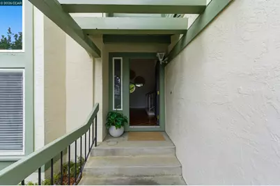 877 Dover Cir, Benicia, CA 94510 - Photo 6