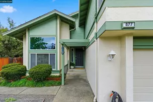 877 Dover Cir, Benicia, CA 94510 - Photo 4
