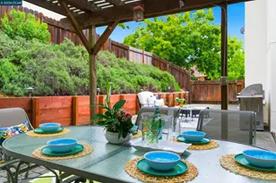 877 Dover Cir, Benicia, CA 94510 - Photo 50