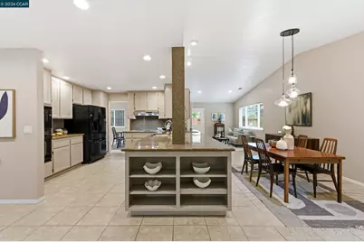 877 Dover Cir, Benicia, CA 94510 - Photo 20