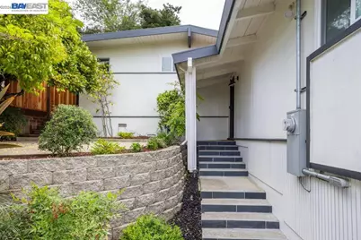18650 Center St, Castro Valley, CA 94546 - Photo 30