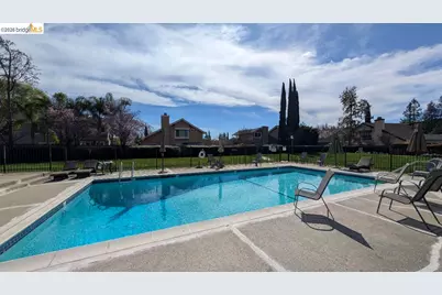 10013 Foxboro Cir, San Ramon, CA 94583 - Photo 38