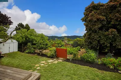 641 Donna Mae Ct, El Sobrante, CA 94803 - Photo 22