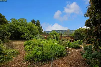 641 Donna Mae Ct, El Sobrante, CA 94803 - Photo 34