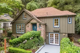 6233 Thornhill Dr, Oakland, CA 94611 - Photo 2