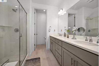 296 Laurel Knoll Dr, Martinez, CA 94553 - Photo 16