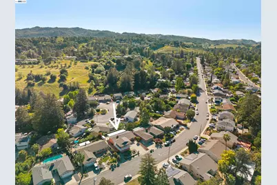 259 Donegal Way, Martinez, CA 94553 - Photo 24