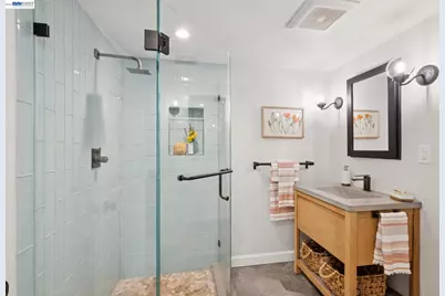 6968 Thornhill Drive, Oakland, CA 94611 - Photo 46