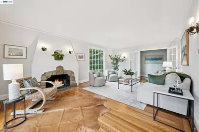6968 Thornhill Drive, Oakland, CA 94611 - Photo 8