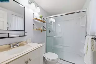 102 Luna Grande Cir, Sacramento, CA 95834 - Photo 24