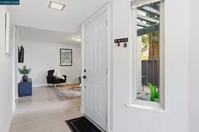 102 Luna Grande Cir #5, Sacramento, CA 95834 - Photo 8