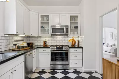 1357 25th St, Oakland, CA 94606 - Photo 14