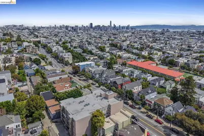 1082 Church St, San Francisco, CA 94114 - Photo 26