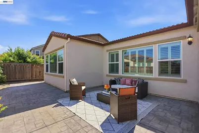 2542 Azalea Ave, Tracy, CA 95376 - Photo 46