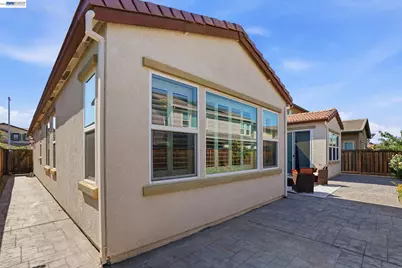 2542 Azalea Ave, Tracy, CA 95376 - Photo 48