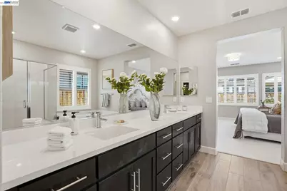 2542 Azalea Ave, Tracy, CA 95376 - Photo 40