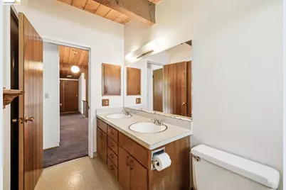 6725 Moore Dr, Oakland, CA 94611 - Photo 28