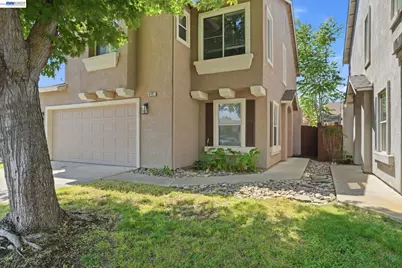 419 Pioneer Ave, Manteca, CA 95336 - Photo 2