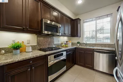 2930 Kobio Dr, Concord, CA 94519 - Photo 18