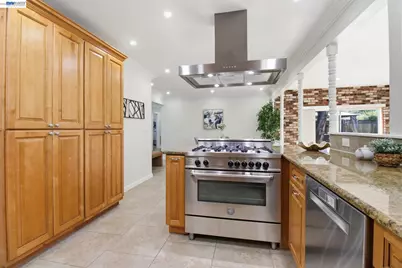 8023 Holanda Ln, Dublin, CA 94568 - Photo 6