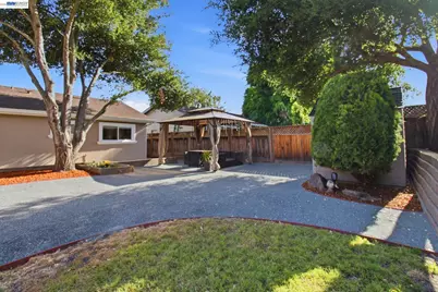 8023 Holanda Ln, Dublin, CA 94568 - Photo 20