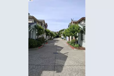 1476 Adeline St, Oakland, CA 94607 - Photo 2