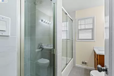 22844 Alice St, Hayward, CA 94541 - Photo 12
