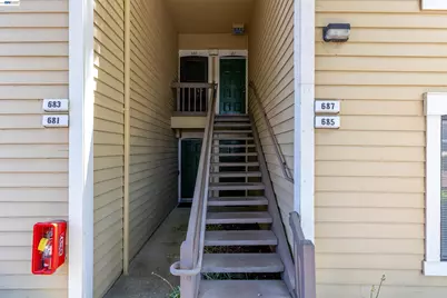 683 Center, Martinez, CA 94553 - Photo 4
