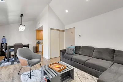 683 Center, Martinez, CA 94553 - Photo 14