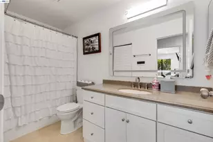 683 Center, Martinez, CA 94553 - Photo 22