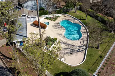 4159 Amberwood Cir, Pleasanton, CA 94588 - Photo 32