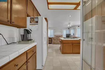 160 Meadow Brook Ct, Oakley, CA 94561 - Photo 12