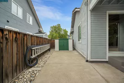 160 Meadow Brook Ct, Oakley, CA 94561 - Photo 42
