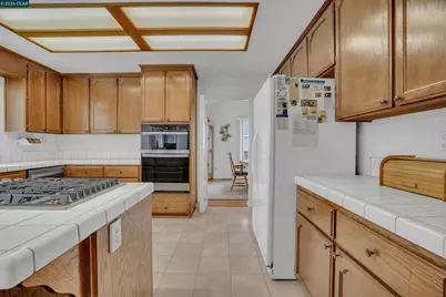 160 Meadow Brook Ct, Oakley, CA 94561 - Photo 16