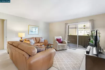 894 Lewelling Blvd #17, San Leandro, CA 94579 - Photo 4