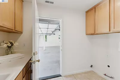 3609 Oakhurst Ct, Dublin, CA 94568 - Photo 50